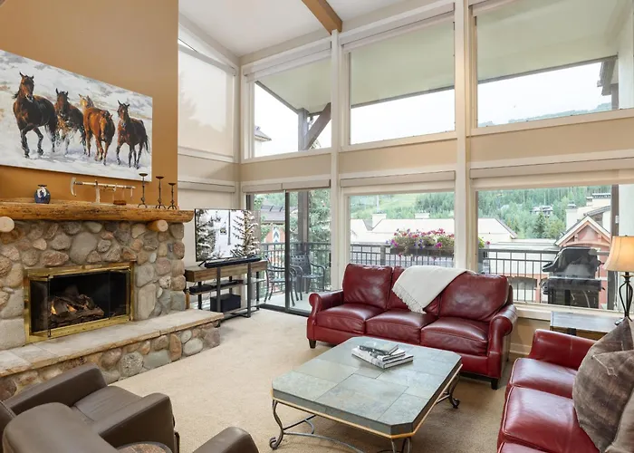 Montaneros in Vail, A Destination Residence